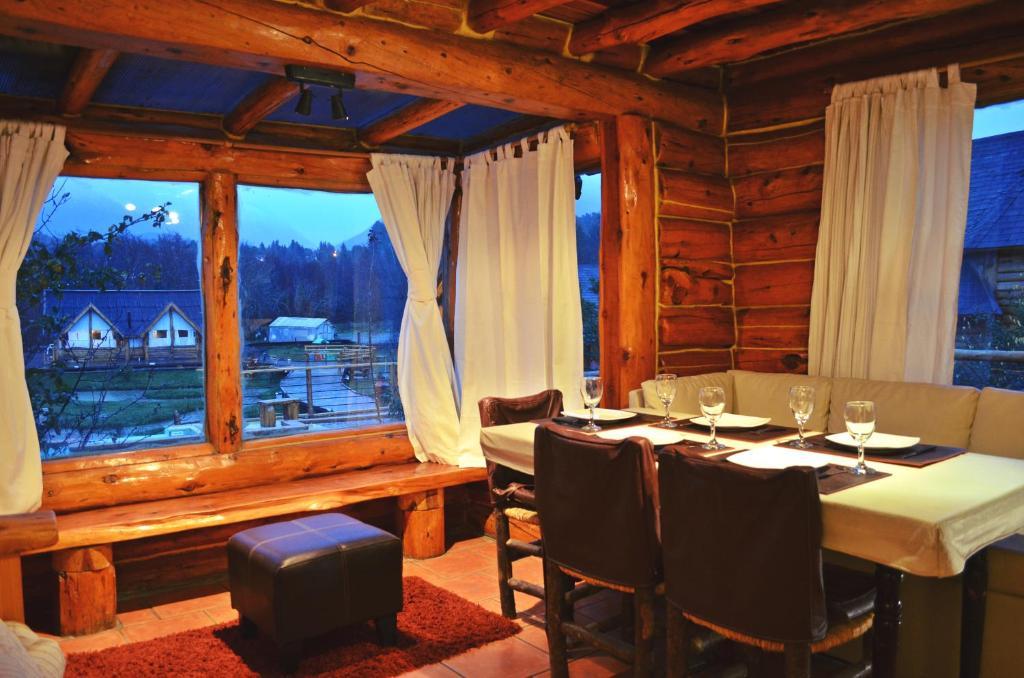 La Campina Aparthotel San Carlos de Bariloche Room photo